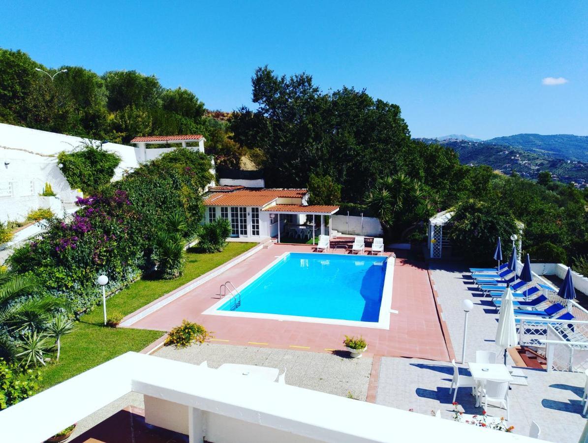 Villa Milena Агрополи Экстерьер фото